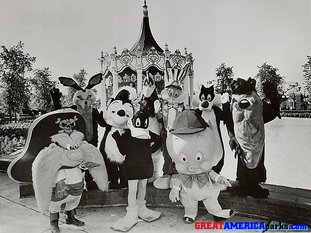 1981 Bugs Bunny and Looney Tunes characters
Gurnee, IL

BUGS BUNNY AND HIS LOONEY TUNES PALS will be there to greet guests when Marriott's Great America opens its gates for a sixth season of family fun on Saturday, May 2. The Midwest's most popular entertainment center is located in Gurnee, Illinois, midway between Chicago and Milwaukee on Interstate 94.

