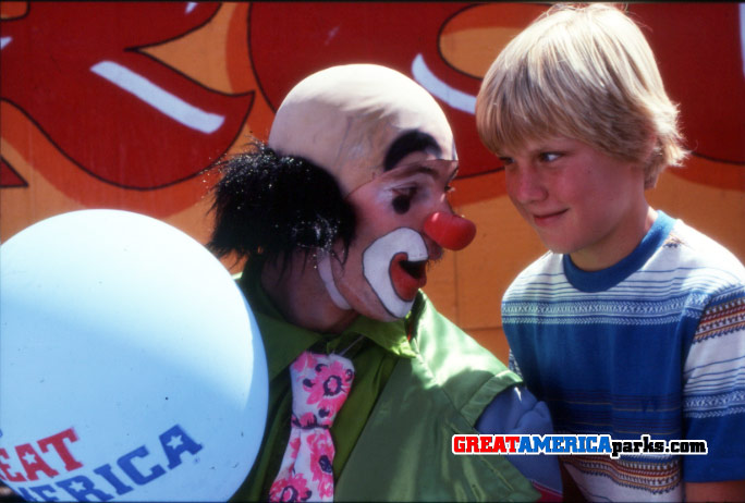 circus at Marriott's GREAT AMERICA
Keywords: circus clown