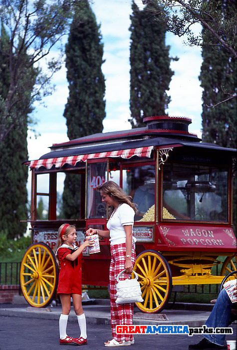 Popcorn Wagon -- Carousel Plaza
