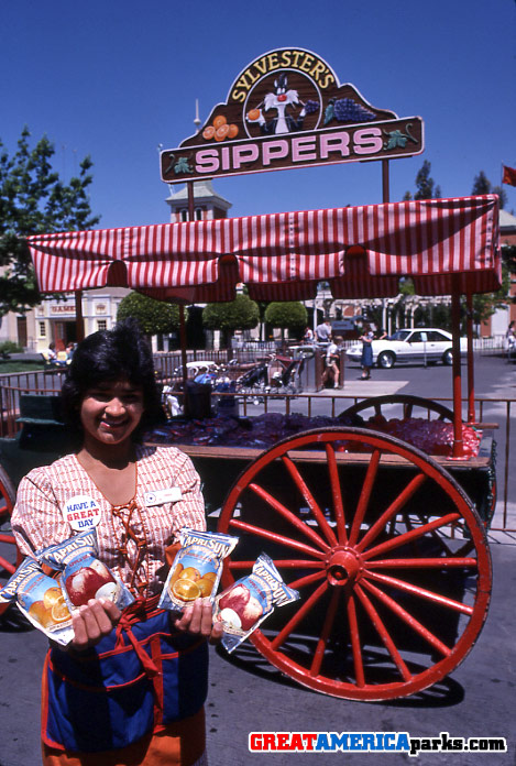 Sippers Cart -- Hometown Square
Sylvester's Sippers
