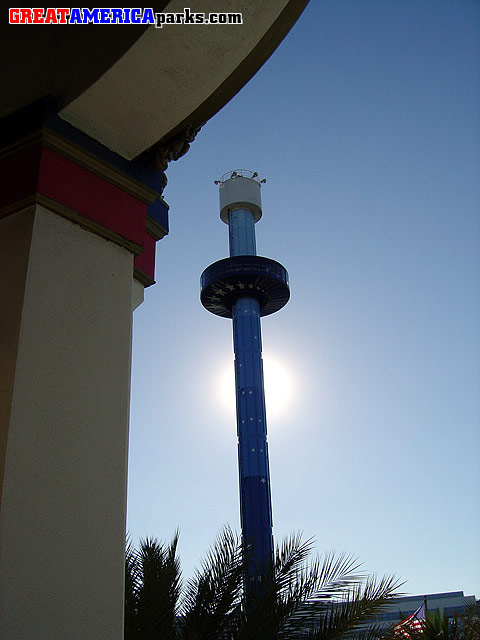 tower from Columbia
28 August 2005
Santa Clara, CA
an afternoon view of the Star Tower from the upper level of the Carousel Columbia
