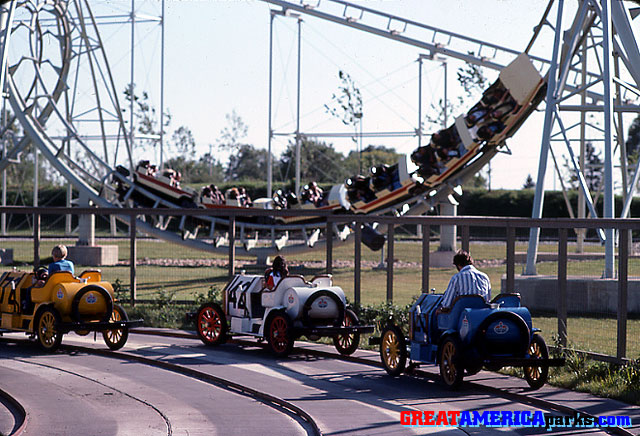 a turn near the [i]Turn of the Century[/i]
Gurnee, IL
Barney Oldfield Speedway cars take a turn near the [i]Turn of the Century[/i] roller coaster before it was converted into the Demon roller coaster. Standard Oil logos on cars indicate that this is Gurnee.
Keywords: Gurnee