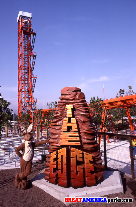 pre-opening view of The Edge
Santa Clara, CA -- 1983
Wile E. Coyote stands next to the ride's sign in this pre-opening view of The Edge.
