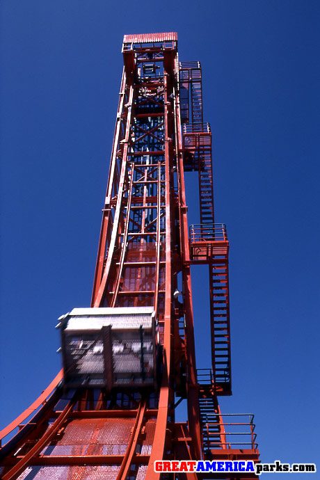 bottom of the drop
Santa Clara, CA -- 1983
A car nears the bottom of the drop on The Edge.
