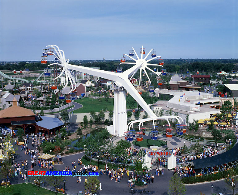 the whole Whirl
Gurnee, IL -- 1977
This is another perfect view of the entire Sky Whirl from the Southern Cross skyride. The brown building on the left is that of the Hay Baler.
Keywords: Gurnee