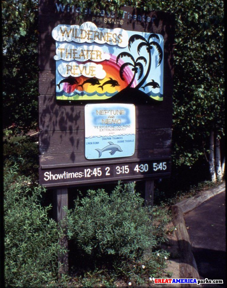 81 marquee
