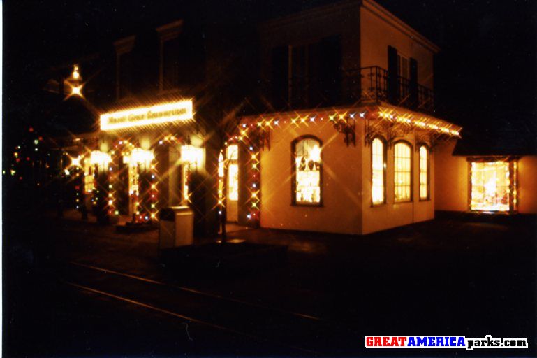 Christmas in Orleans #2
